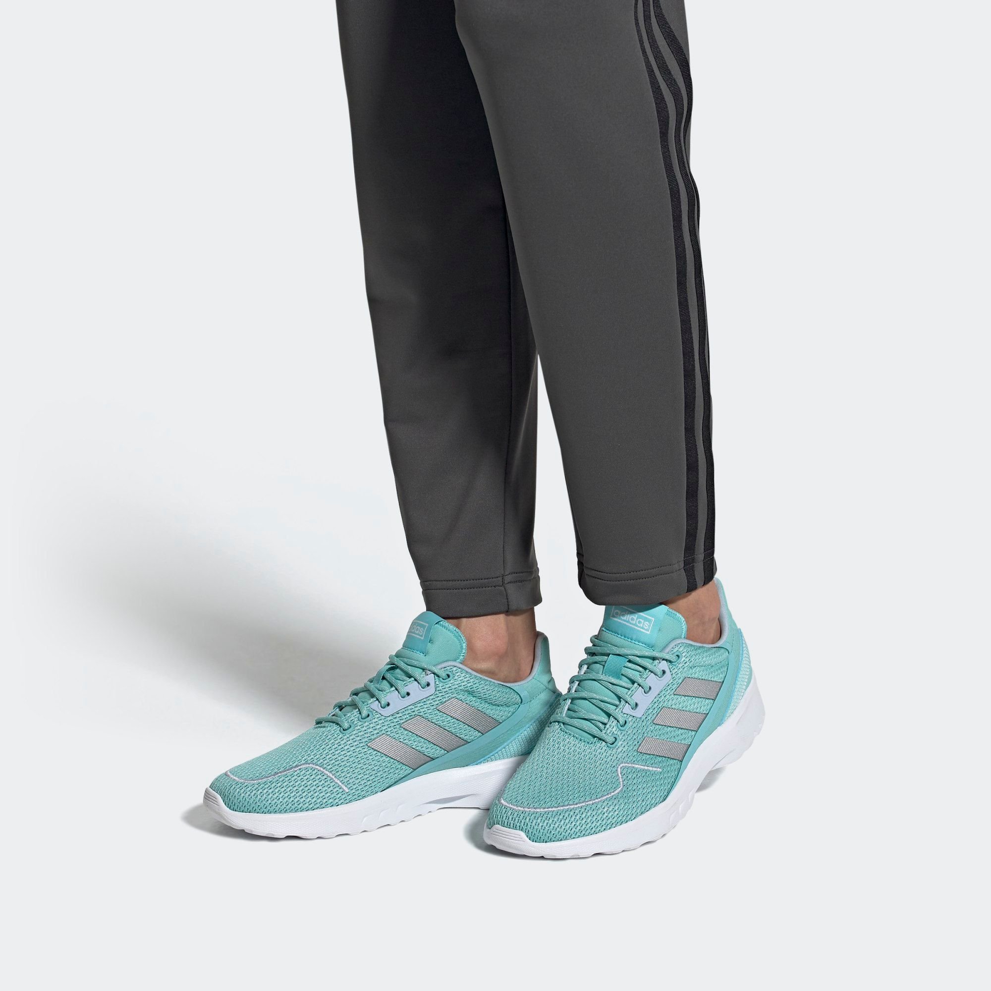 Giày Sneakers Nữ ADIDAS Nebzed