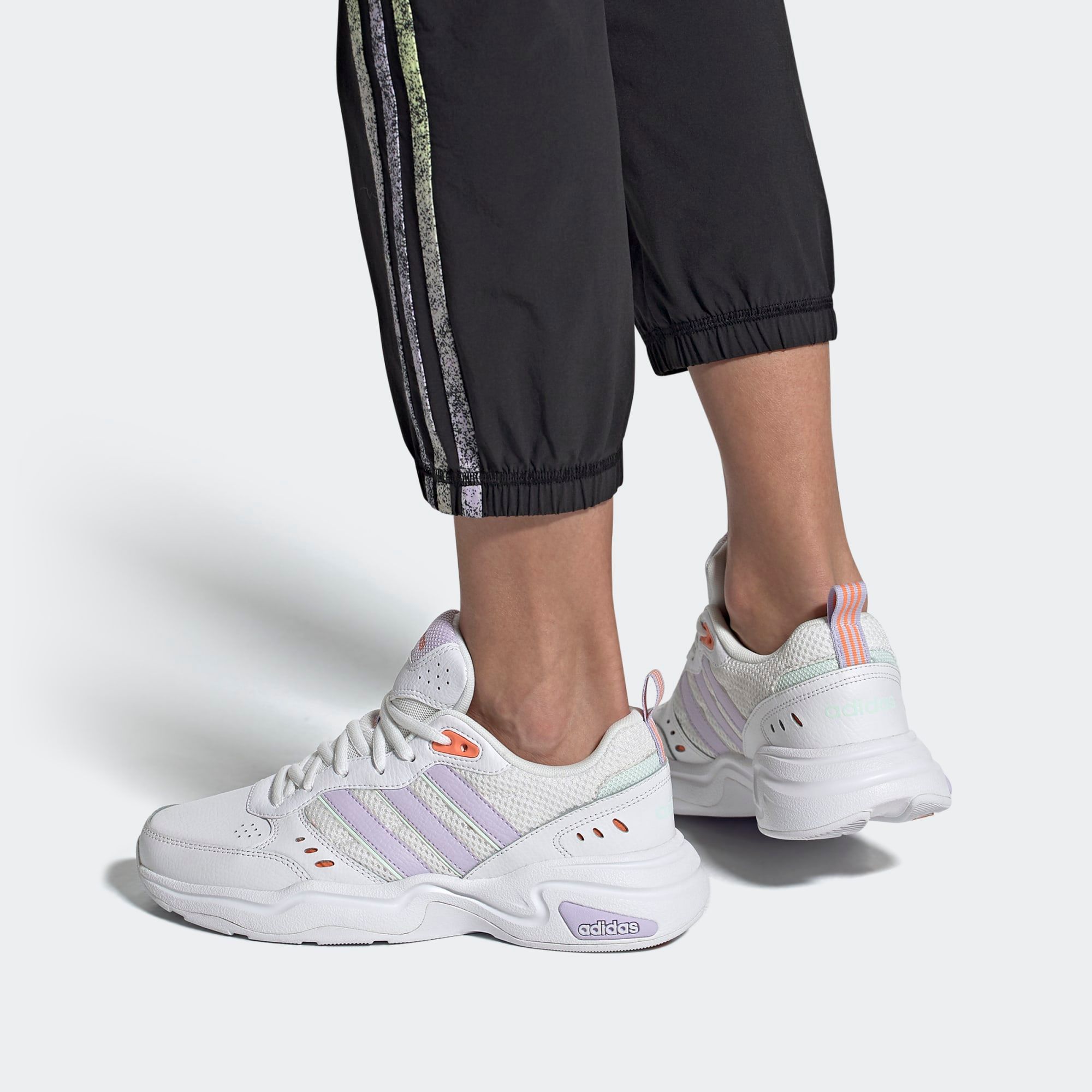 Giày Sneaker Adidas W Strutter