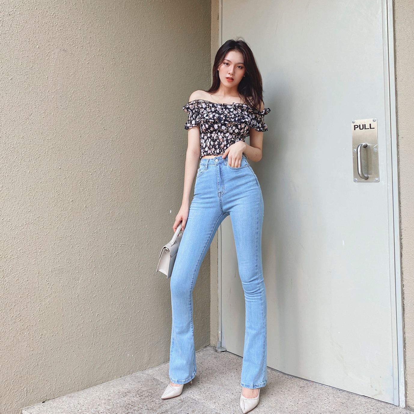 FLARED DENIM