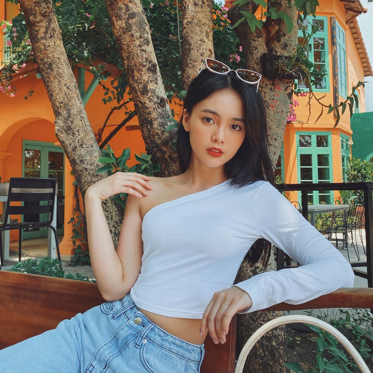 One shoulder TShirt