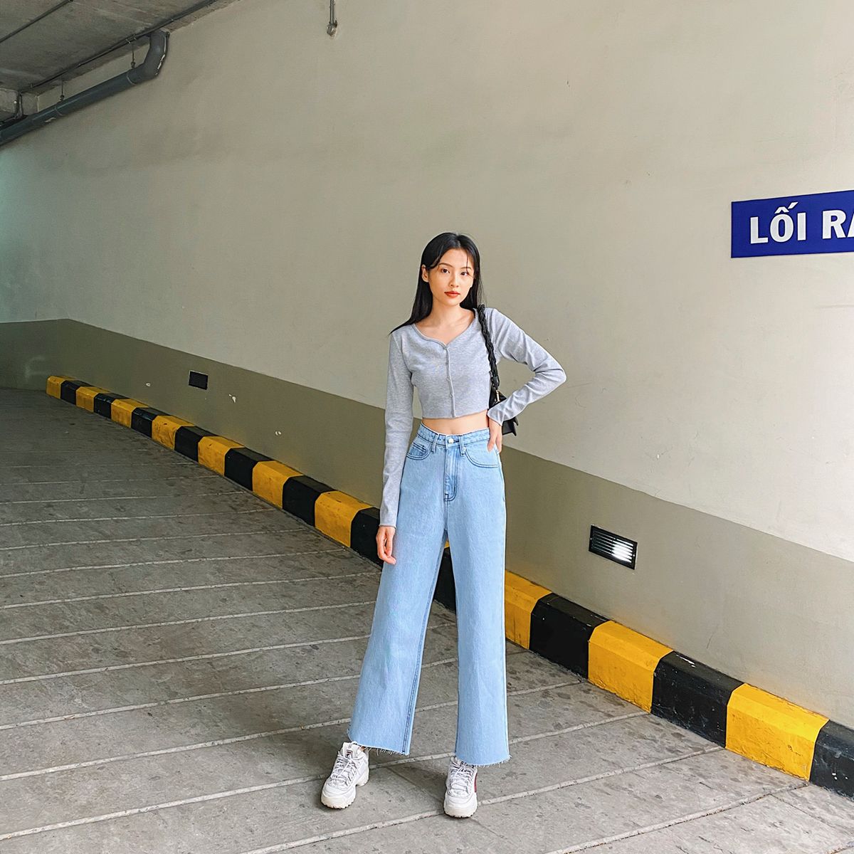 Wide Leg Jeans