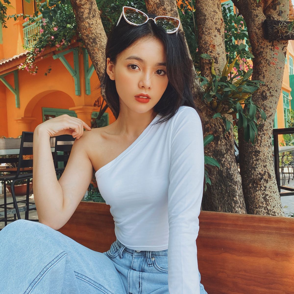 One shoulder TShirt