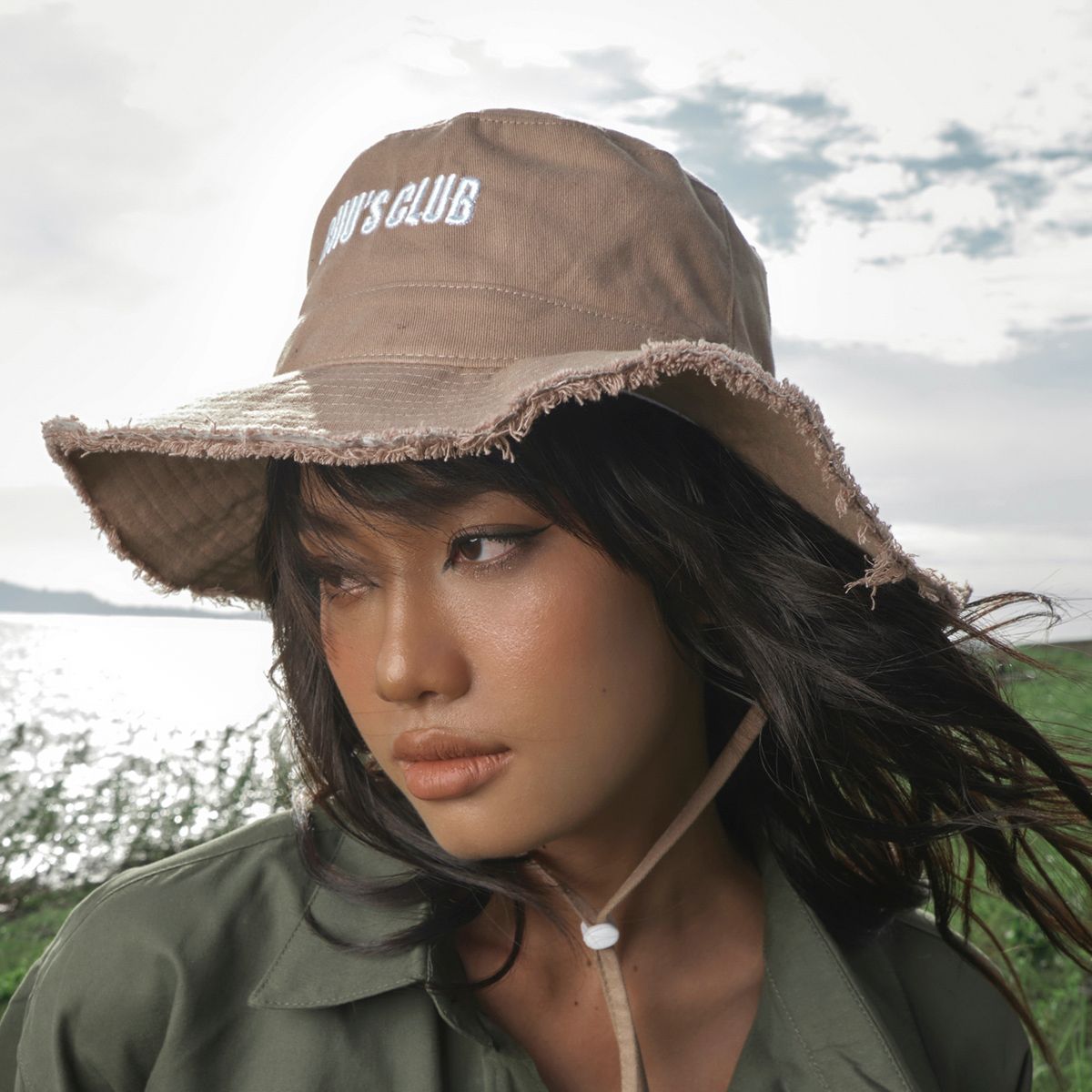 Chu's Club Khaki Bucket