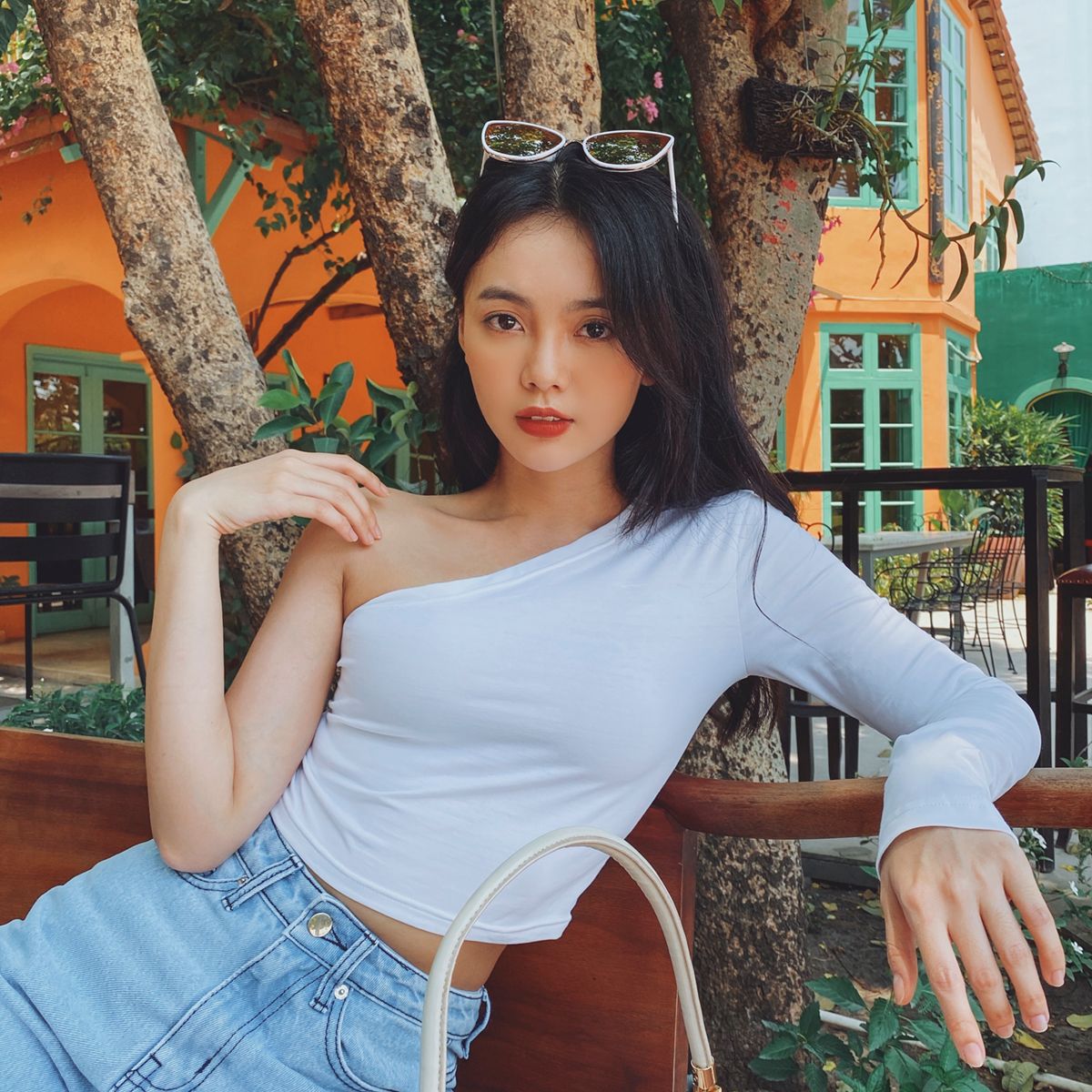 One shoulder TShirt