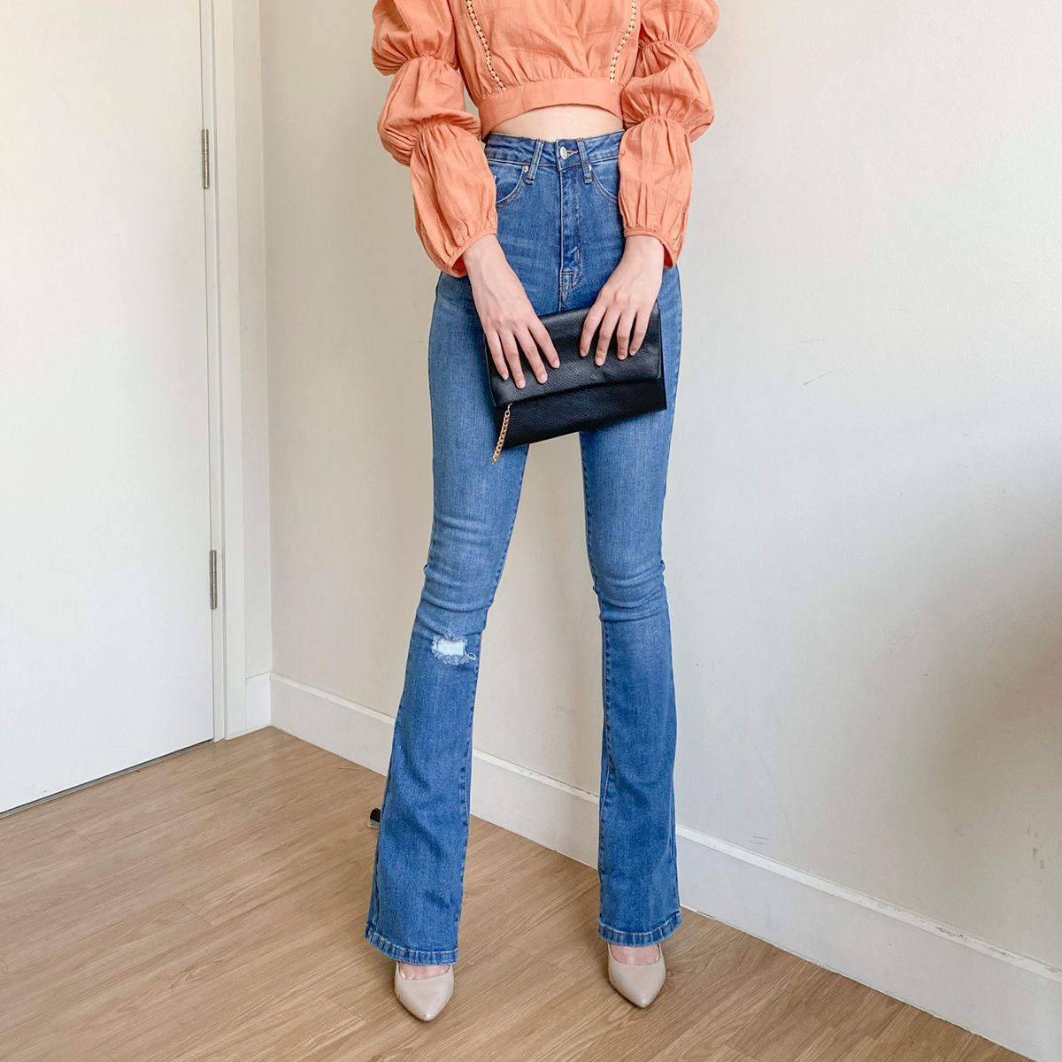 Torn Knee Flare Jeans