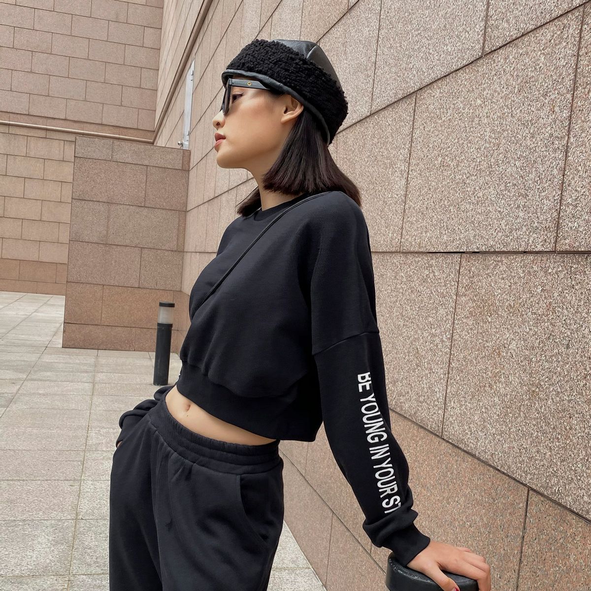 Beyoung Croptop (Áo)