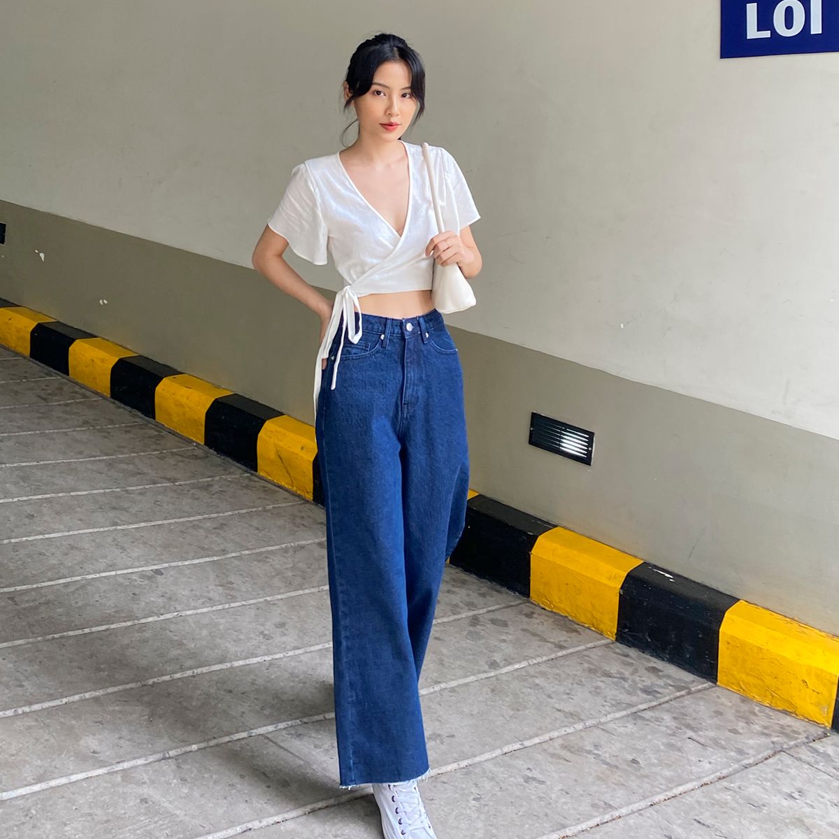Wide Leg Jeans