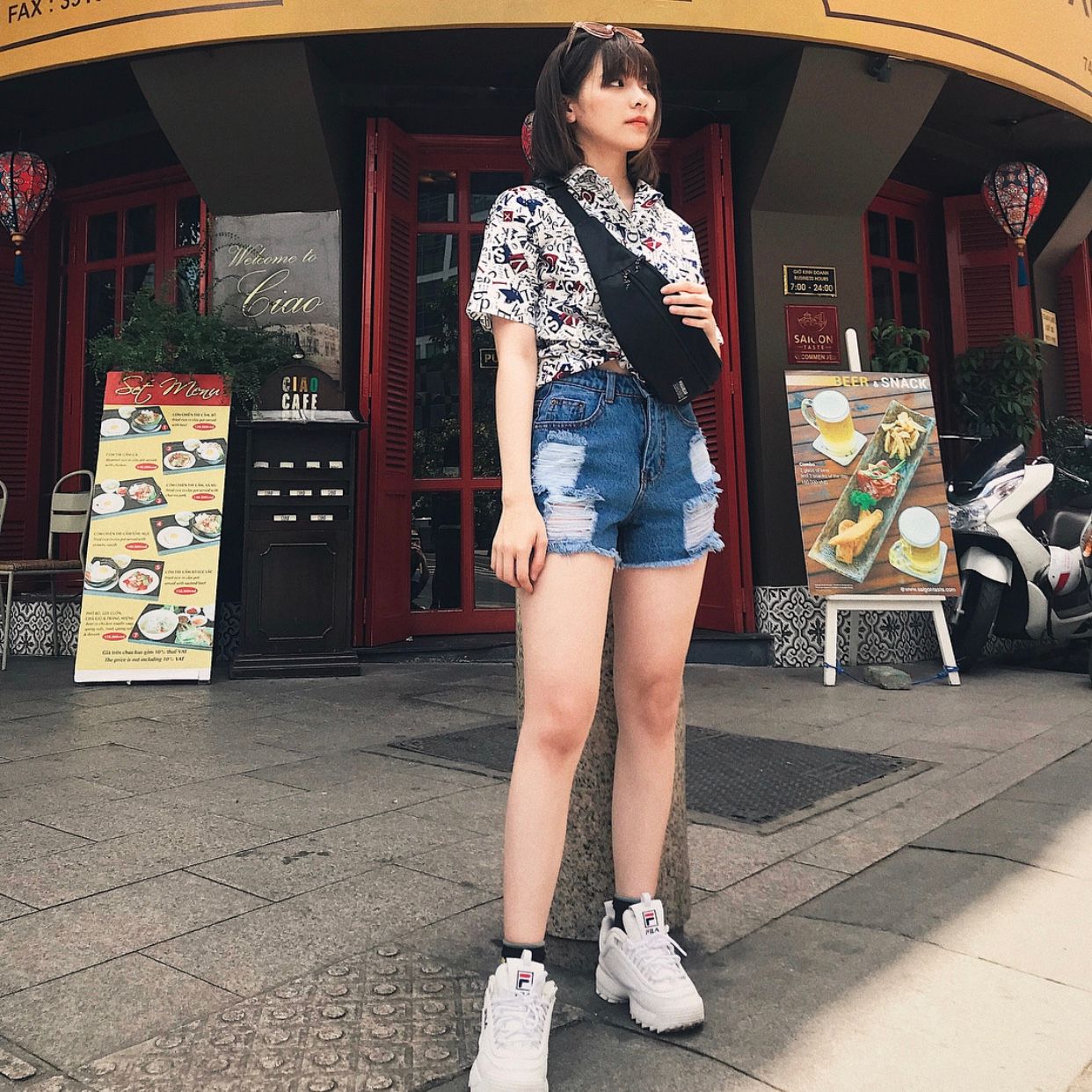 Short jeans