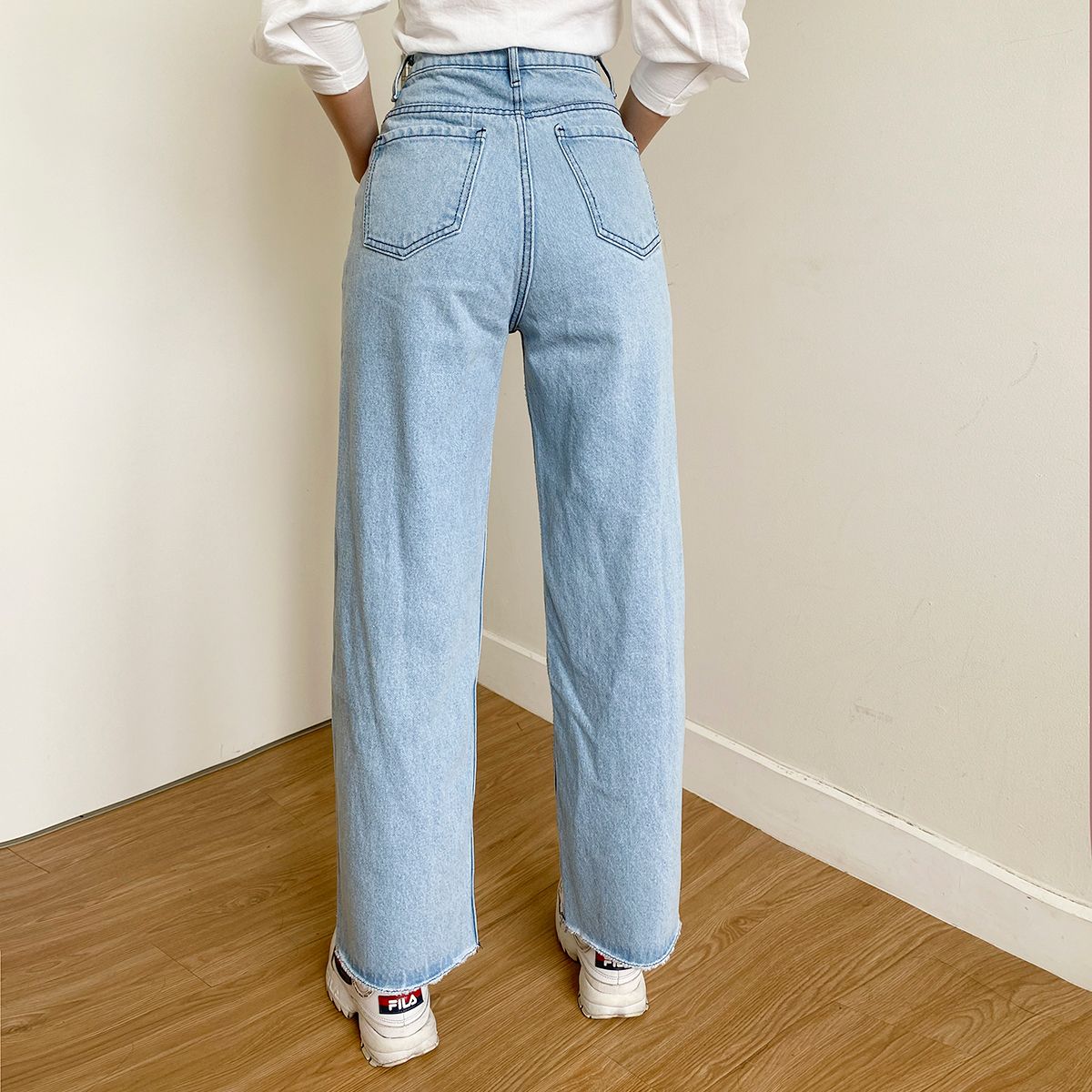 Wide Leg Jeans