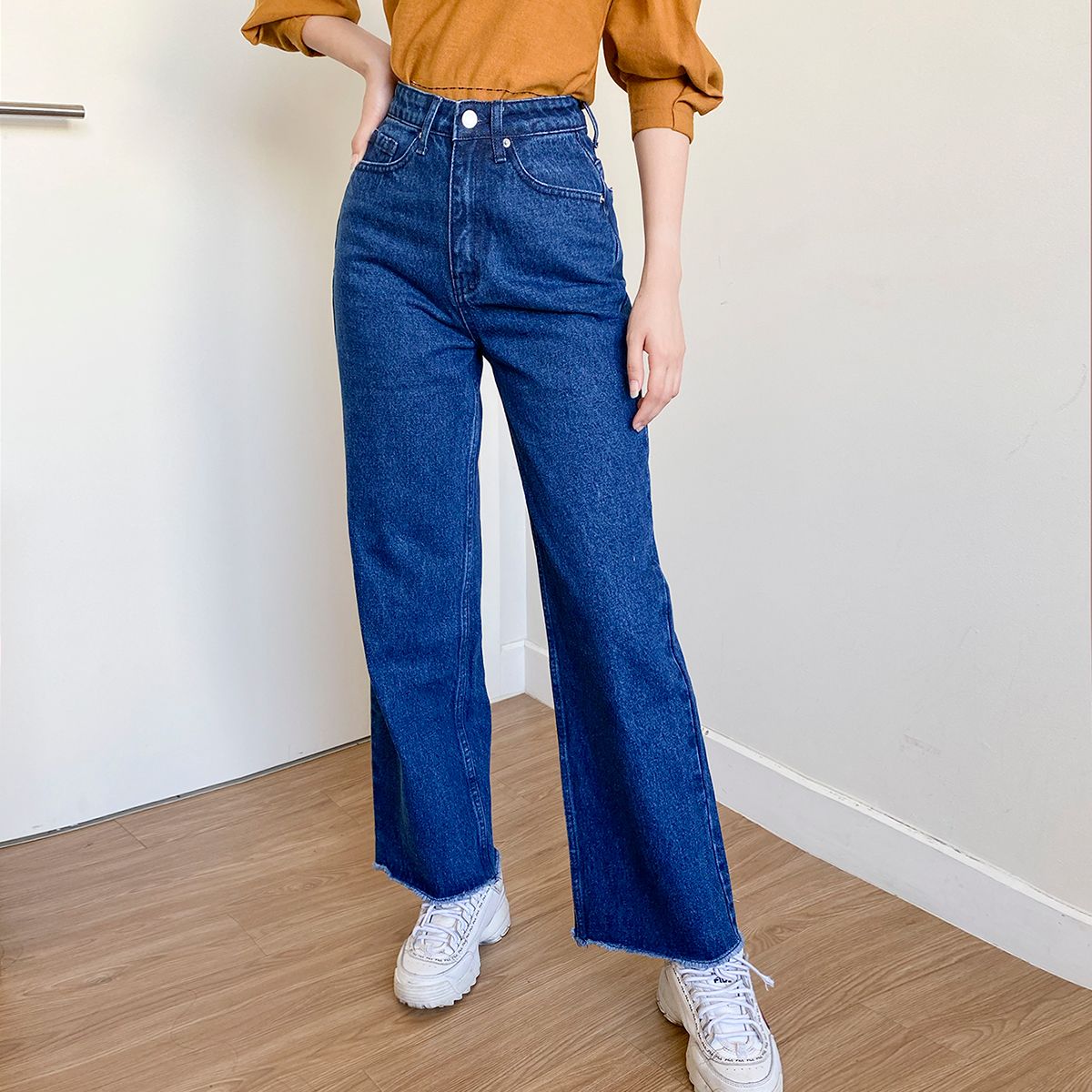 Wide Leg Jeans