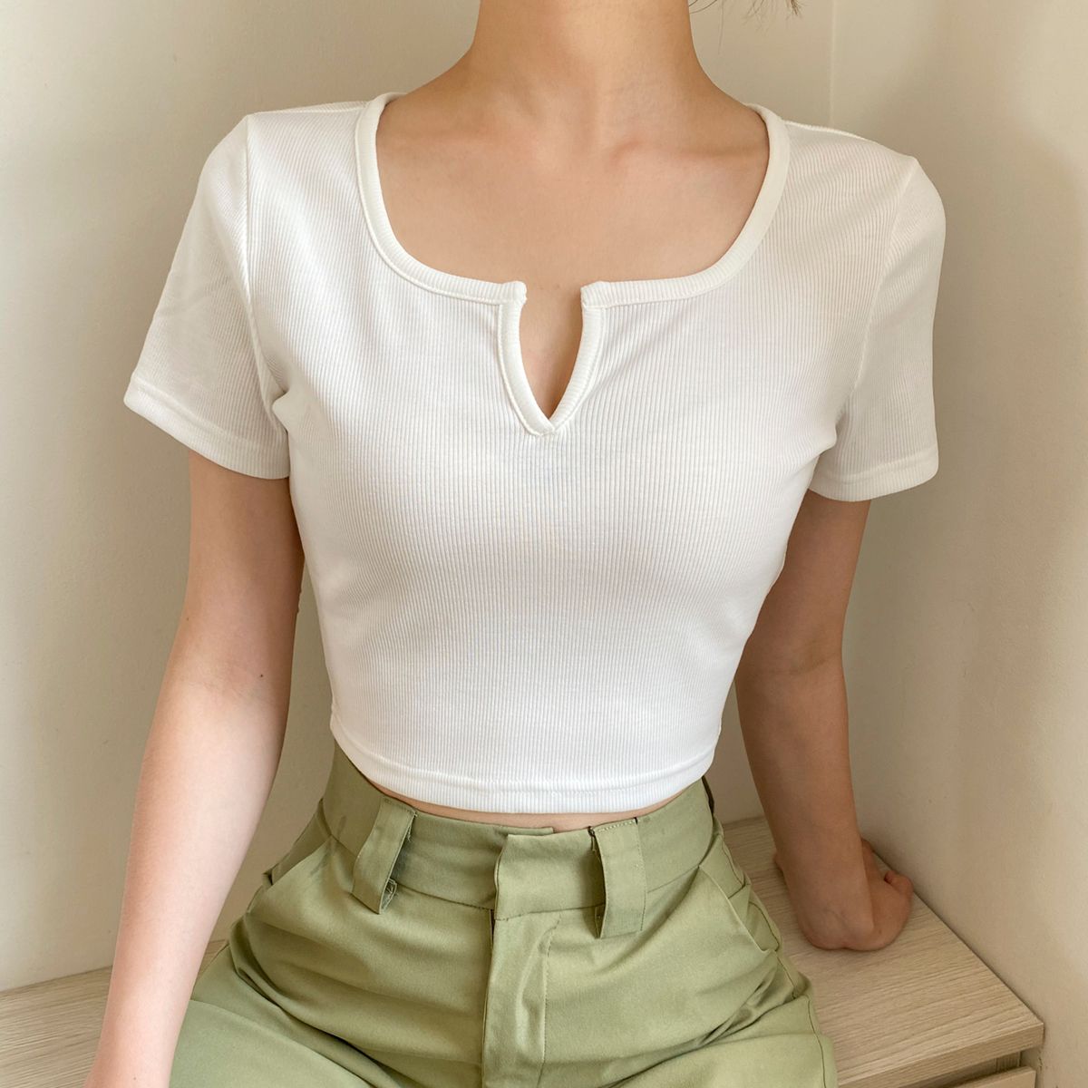 V Neck croptop