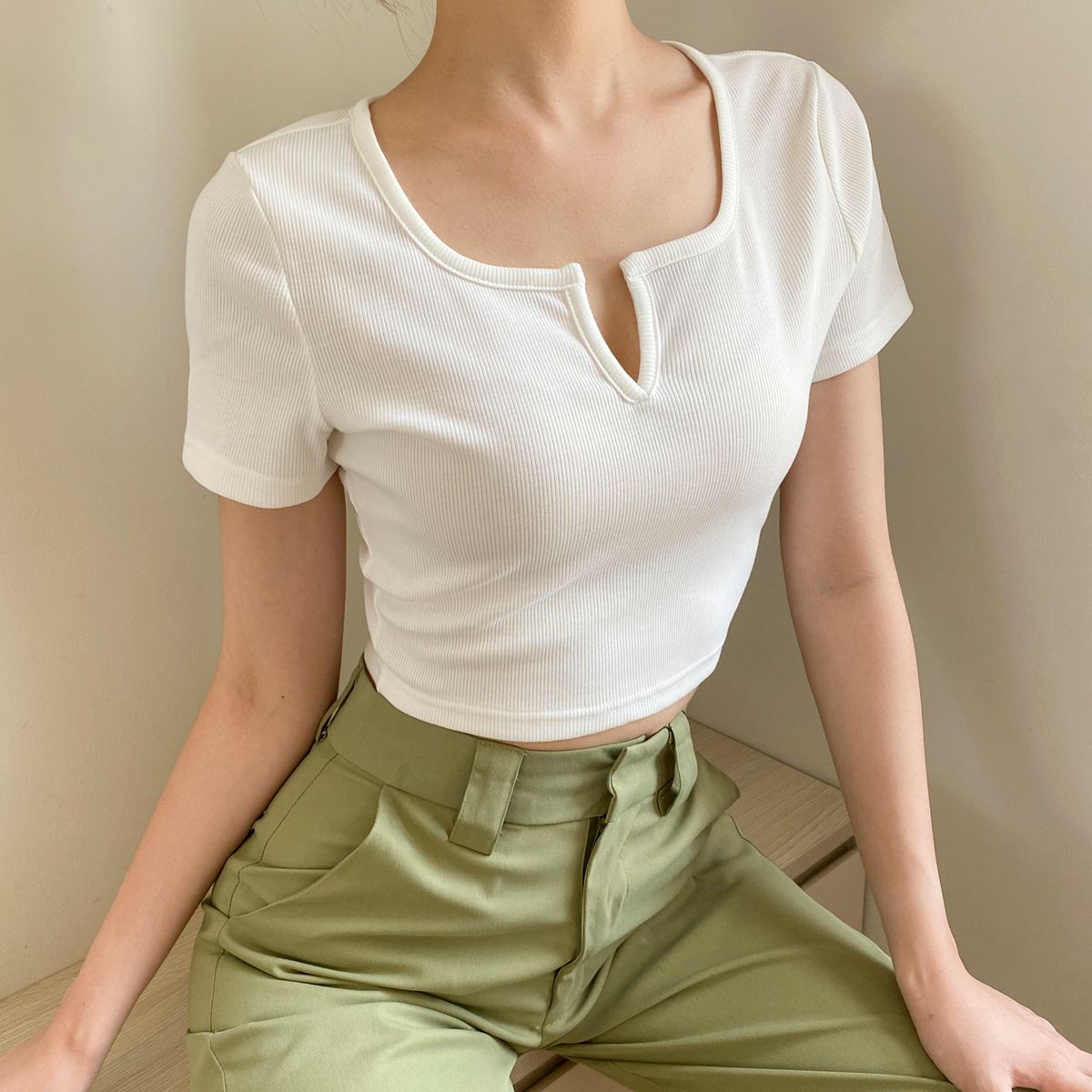 V Neck croptop