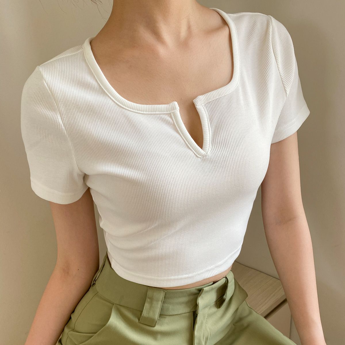 V Neck croptop