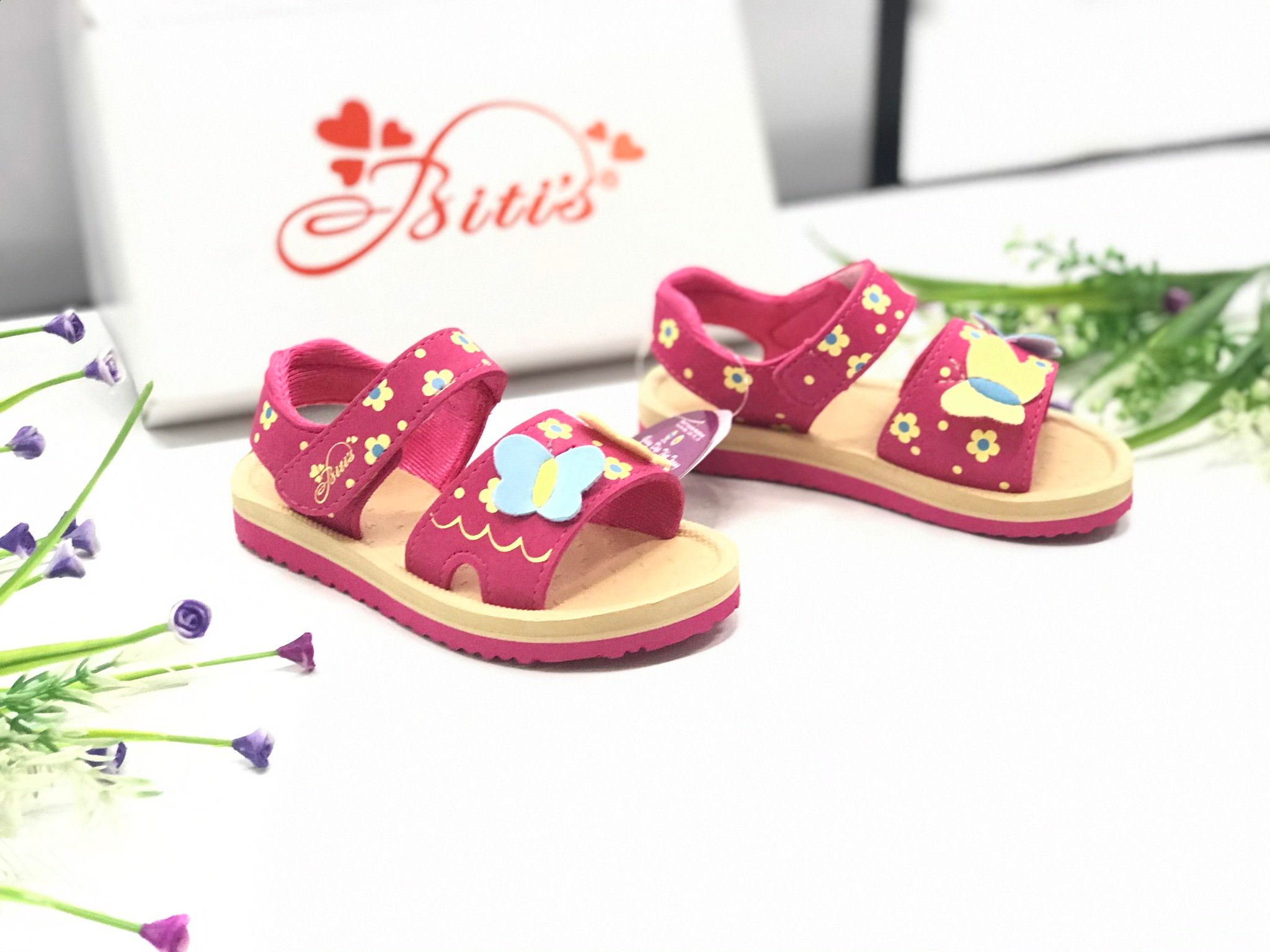 Sandals bé gái quai dán ( size 24 - 30 )-DXG001288
