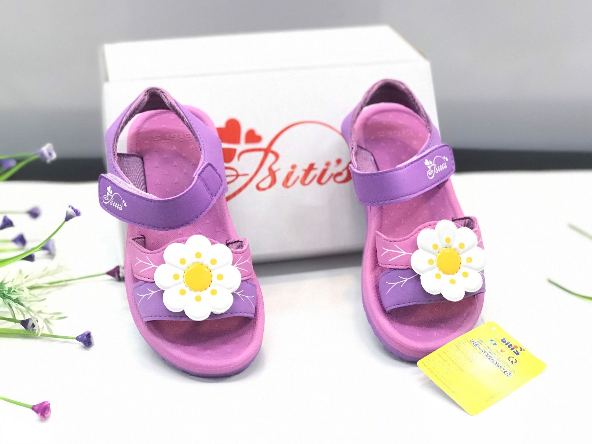 Sandals bé gái quai dán ( size 24 - 33 )-SXG029900