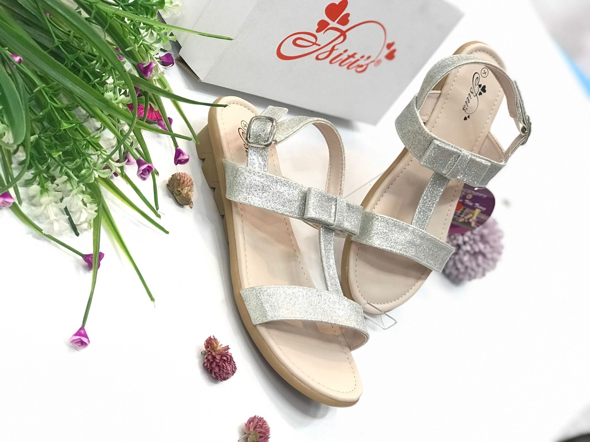 Sandals bé gái ( size 28 - 37 )-DTG001488