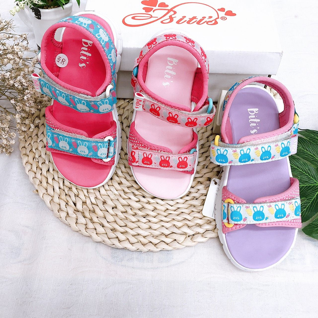 Sandals bé gái quai dán ( size 24 - 30 )-DEG000900