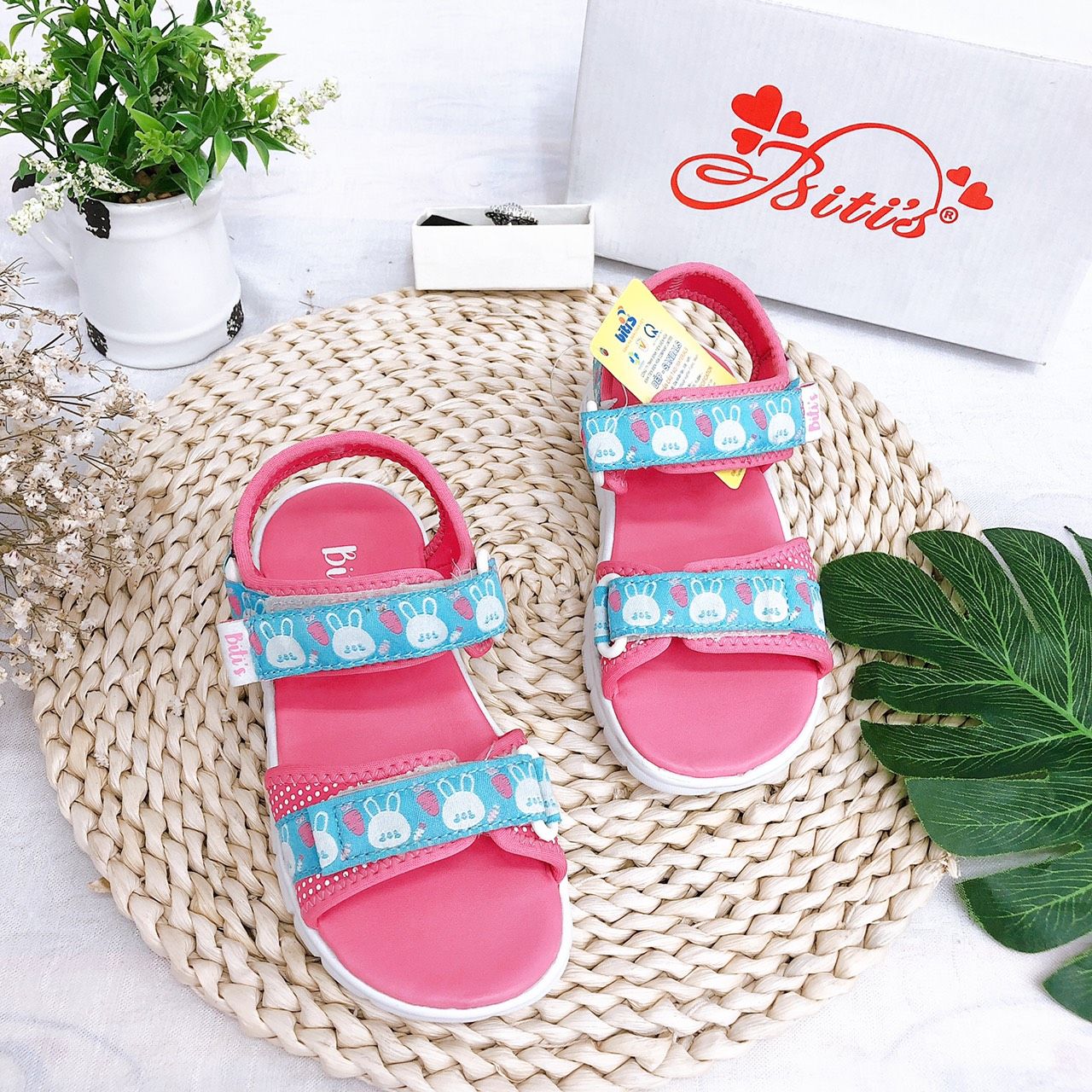 Sandals bé gái quai dán ( size 24 - 30 )-DEG000900