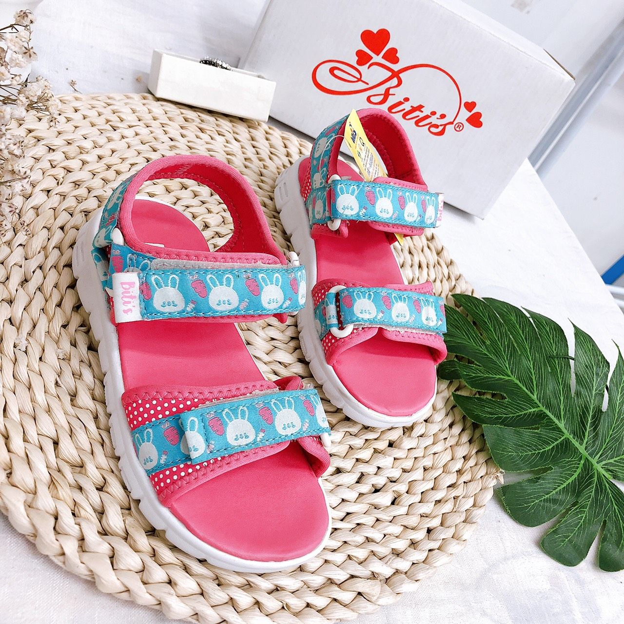 Sandals bé gái quai dán ( size 24 - 30 )-DEG000900