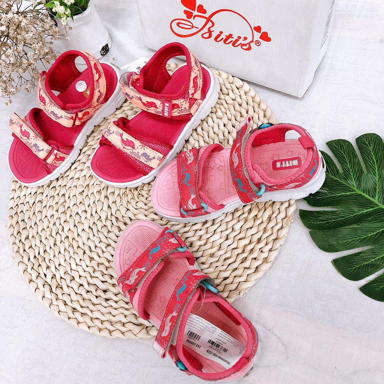Sandals bé gái quai dán ( size 24 - 30 )-DEG000500