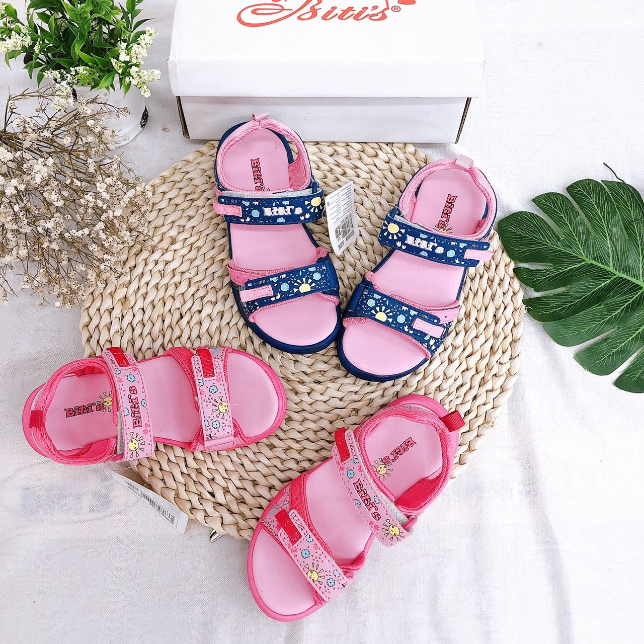 Sandals bé gái quai dán ( size 28 - 35 )-DEG000100
