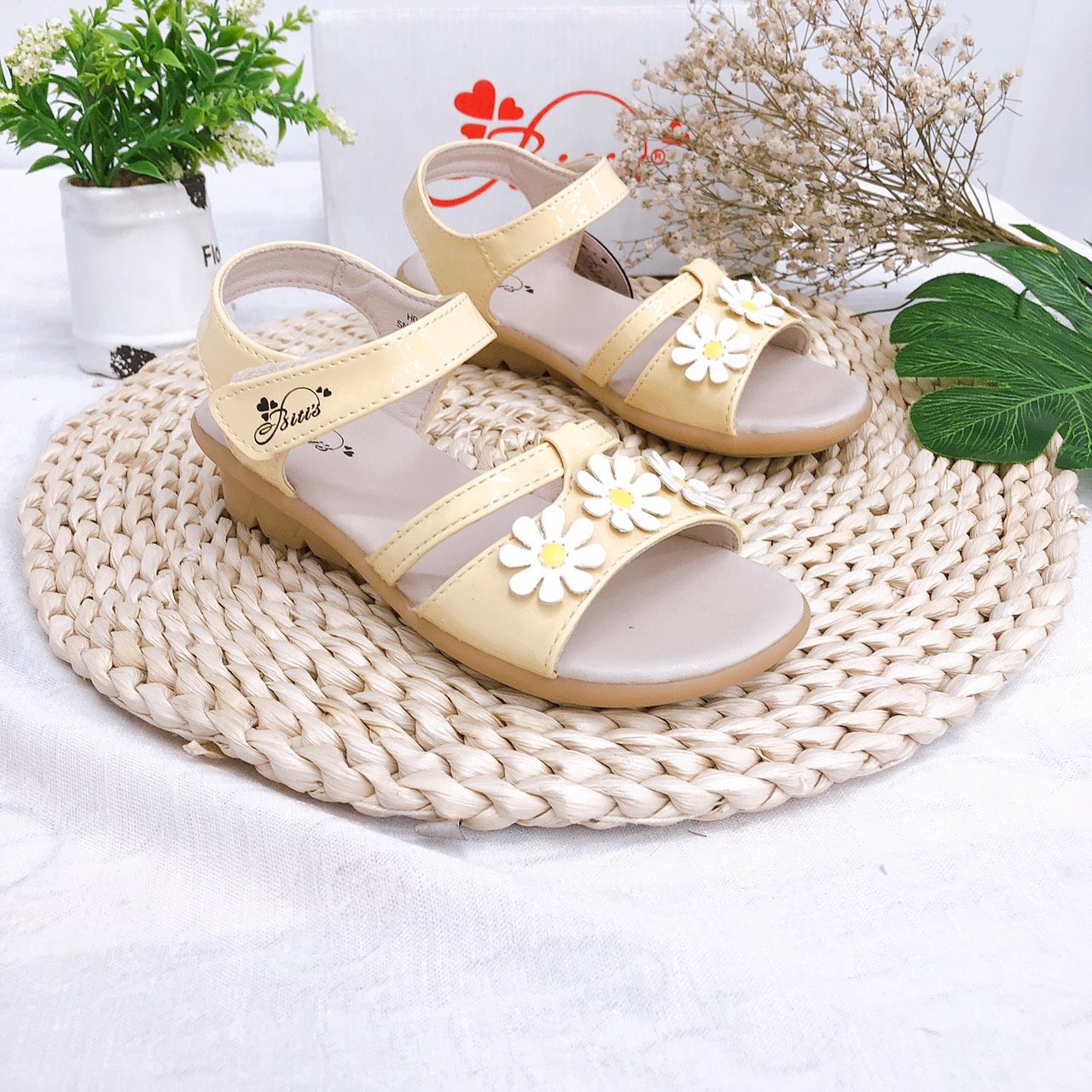 Sandals bé gái quai dán ( size 28 - 37 )-DTG003288