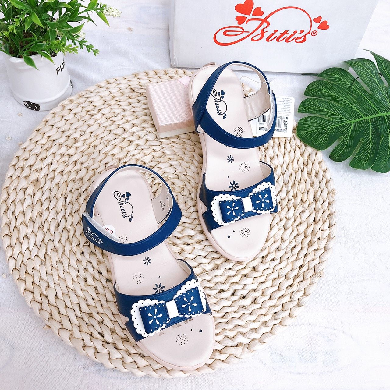 Sandals bé gái quai dán ( size 28 - 37 )-DPG001400