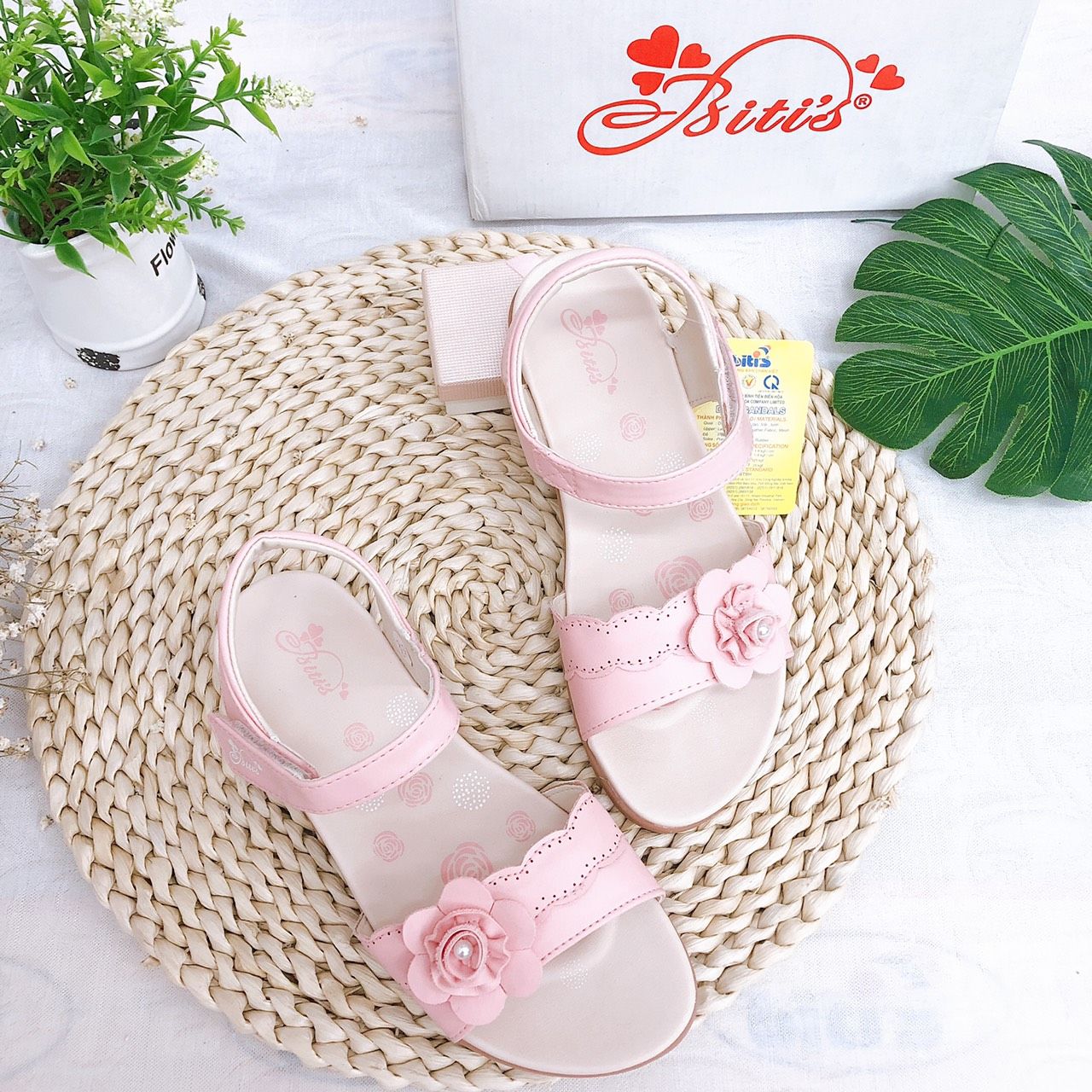 Sandals bé gái quai dán ( size 28 - 37 )-DRG000800