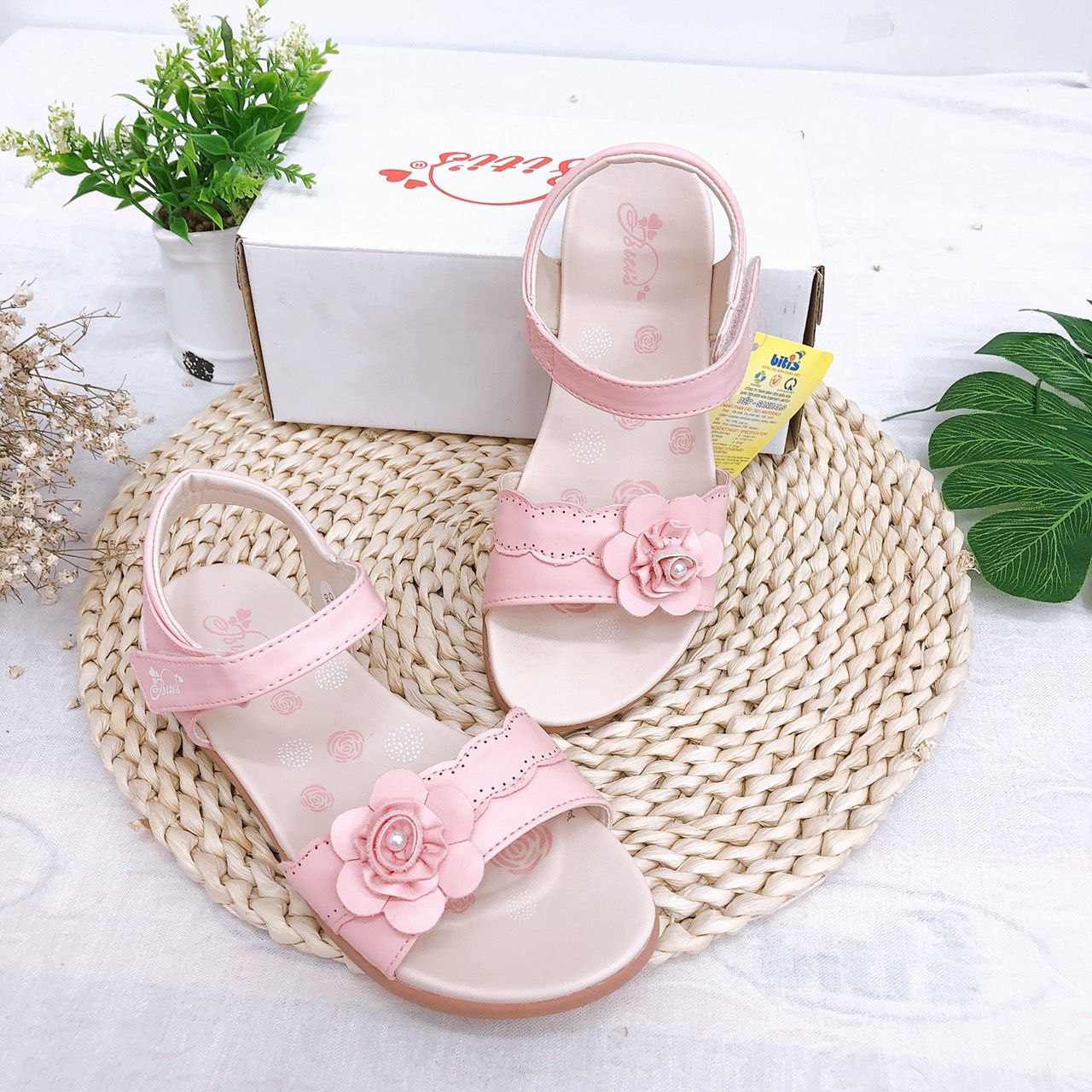 Sandals bé gái quai dán ( size 28 - 37 )-DRG000800