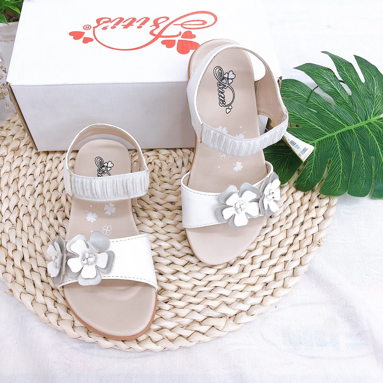 Sandals bé gái ( size 28 - 37 )-DRG000400