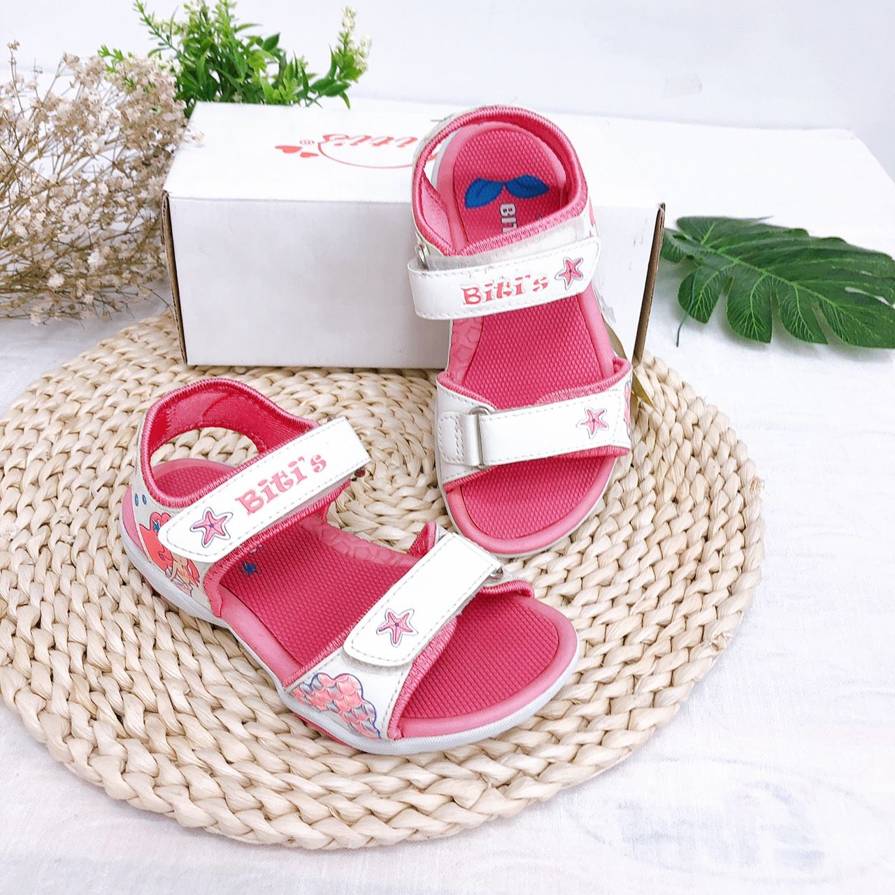 Sandals bé gái quai dán ( size 28 - 37 )-DRG000700