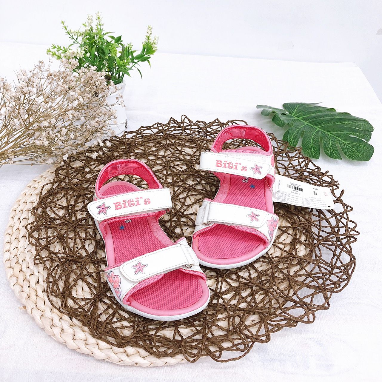 Sandals bé gái quai dán ( size 28 - 37 )-DRG000700