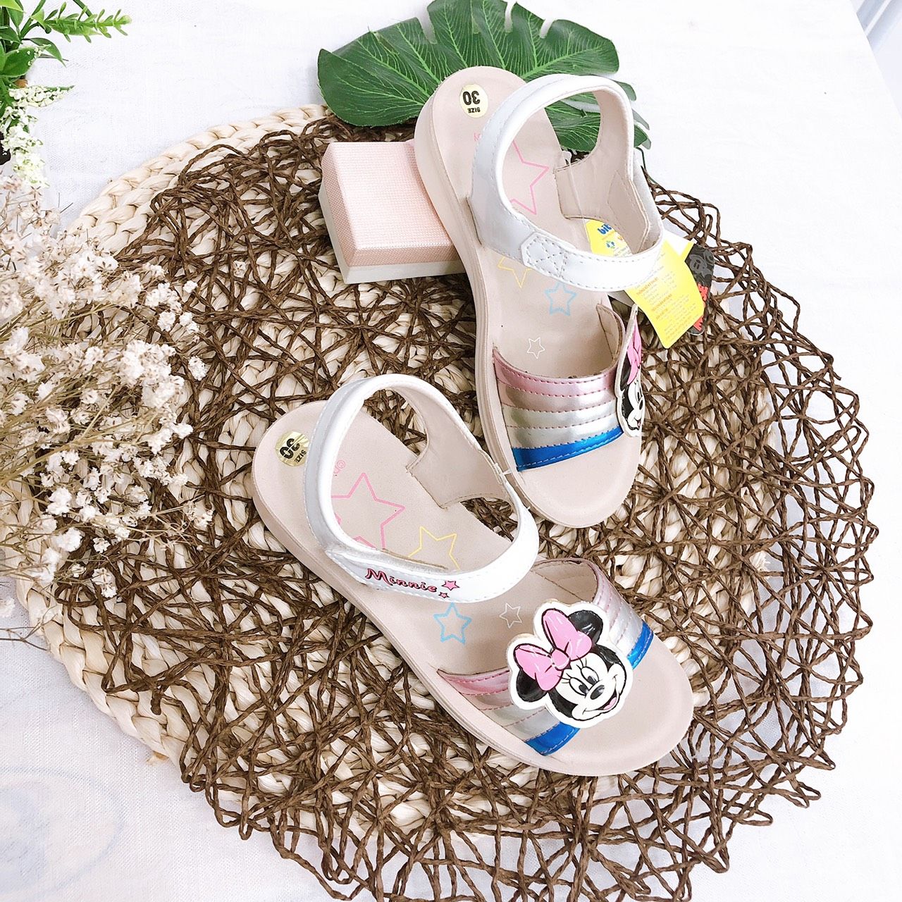 Sandals bé gái quai dán ( size 24 - 30 )-DPG000811