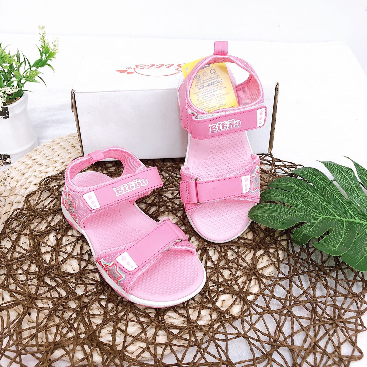 Sandals bé gái quai dán ( size 28 - 35 )-DTG003400