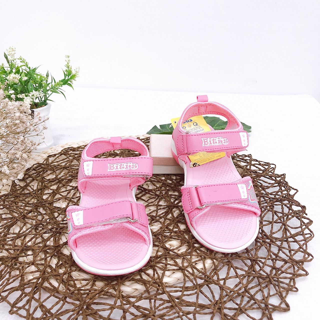 Sandals bé gái quai dán ( size 28 - 35 )-DTG003400