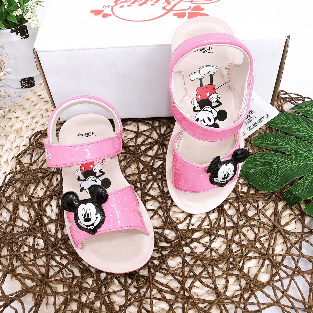 Sandals bé gái quai dán ( size 24 - 27 )-DPB056611