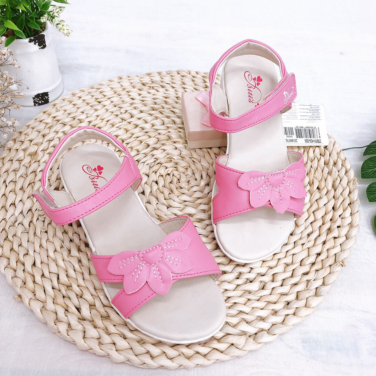 Sandals bé gái quai dán ( size 28 - 33 )-DTB070100
