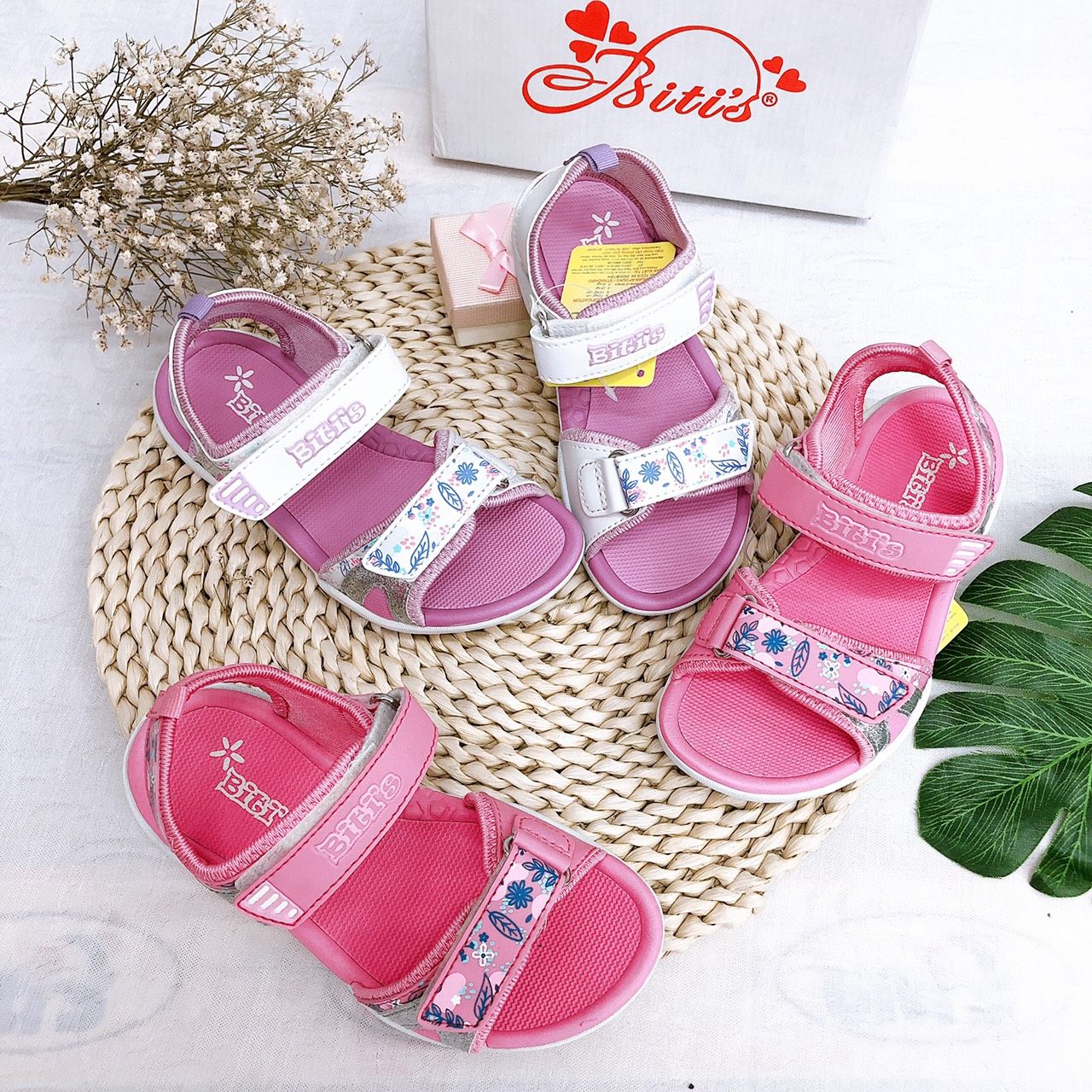 Sandals bé gái quai dán ( size 28 - 37 )-DRG001000