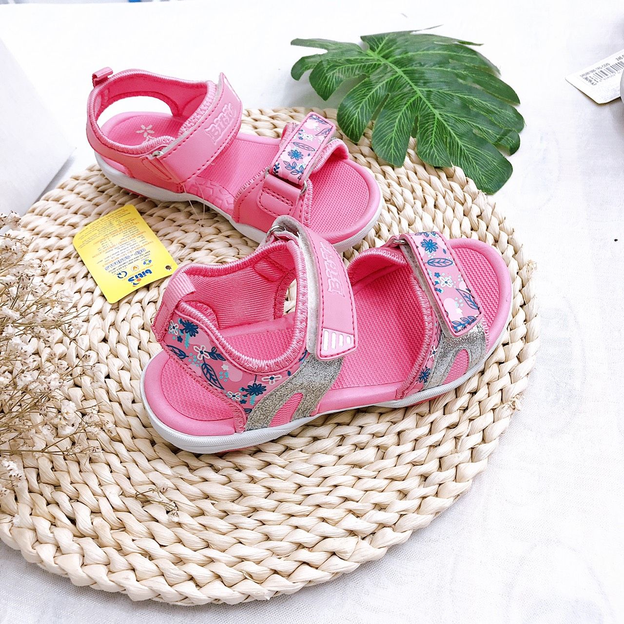 Sandals bé gái quai dán ( size 28 - 37 )-DRG001000