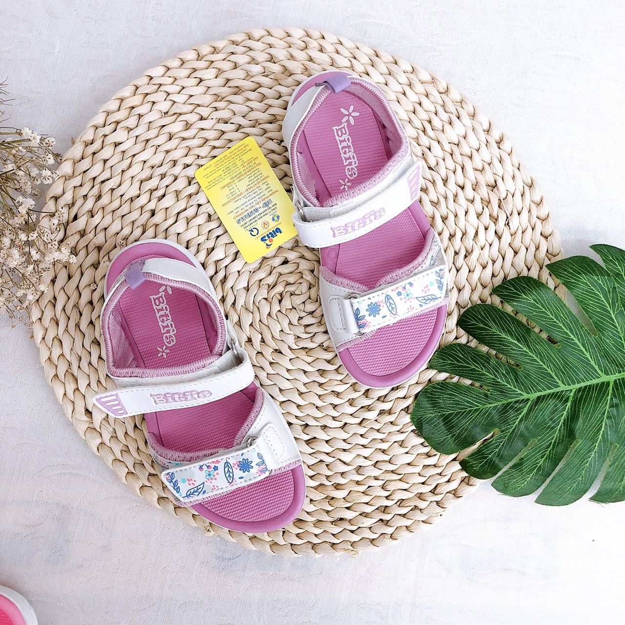 Sandals bé gái quai dán ( size 28 - 37 )-DRG001000
