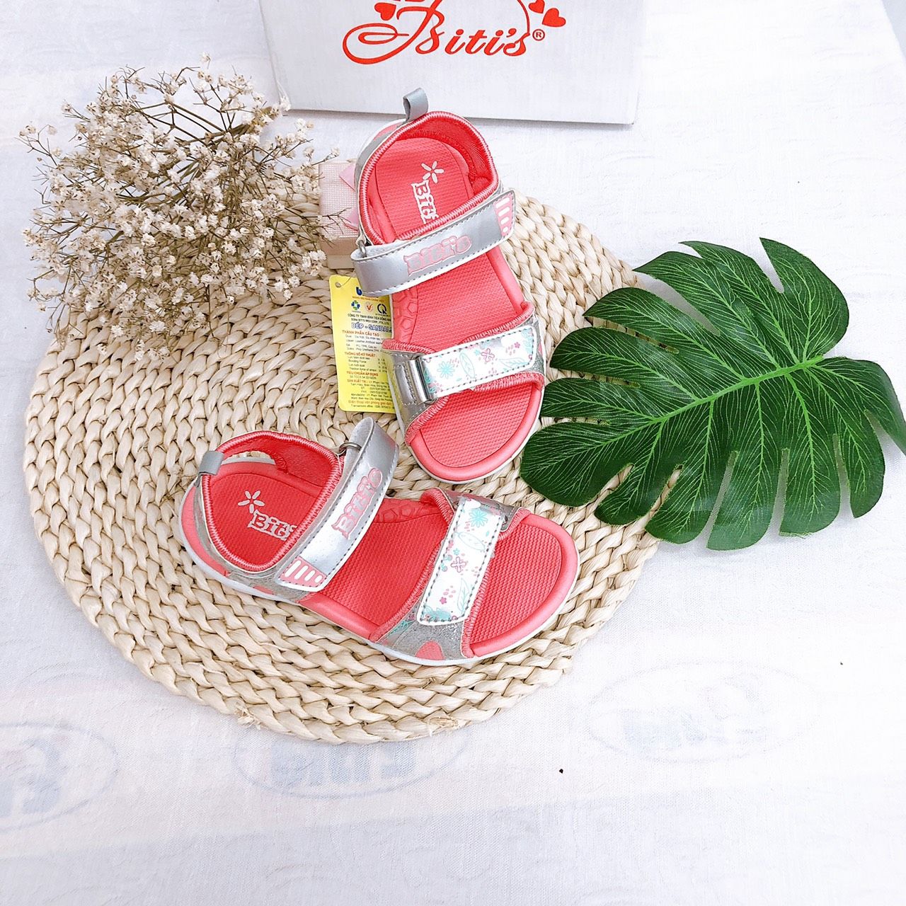 Sandals bé gái quai dán ( size 28 - 37 )-DRG001001