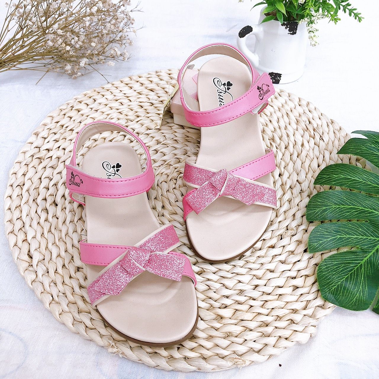 Sandals bé gái quai dán ( size 28 - 37 )-DRG000500