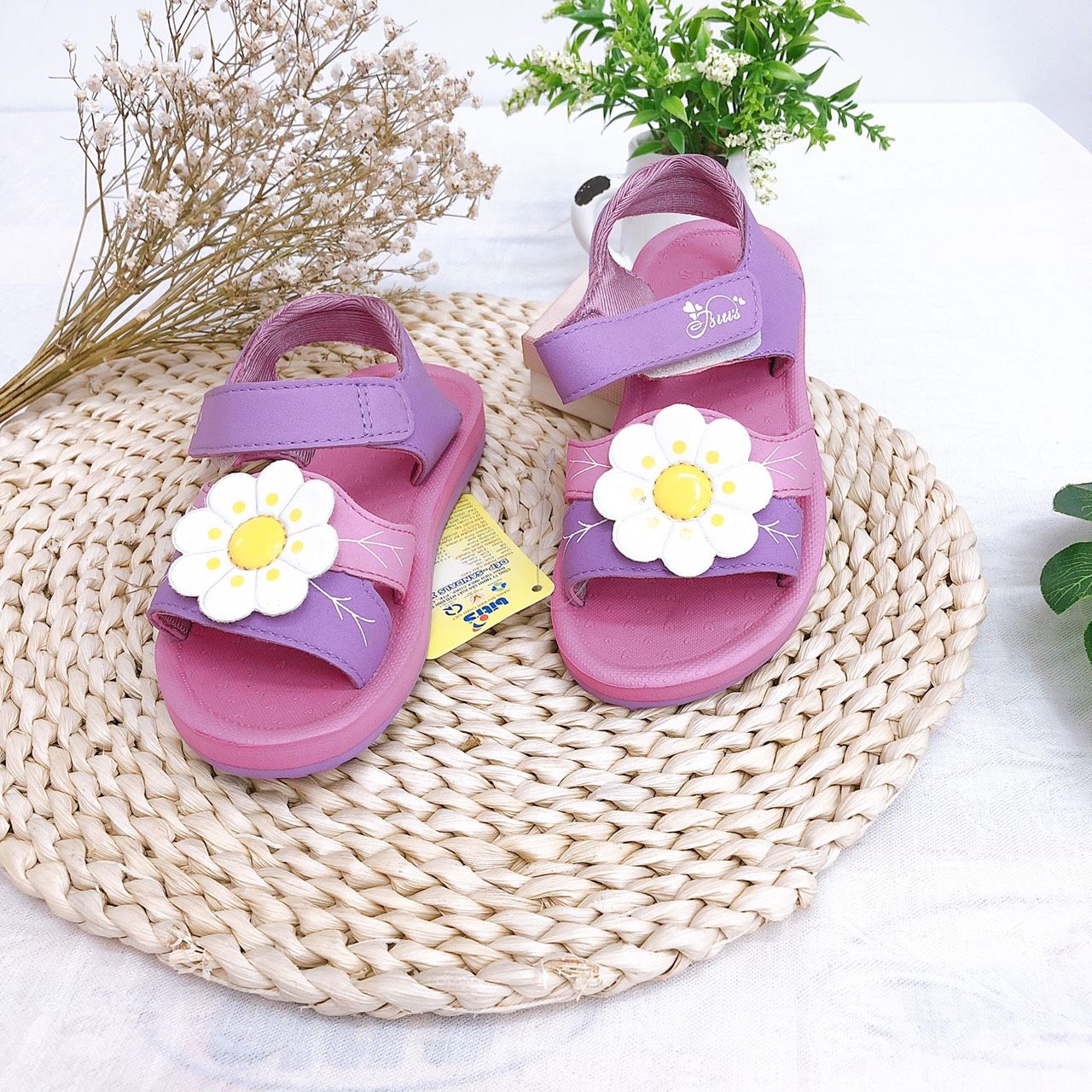 Sandals bé gái quai dán ( size 24 - 33 )-SXG029900