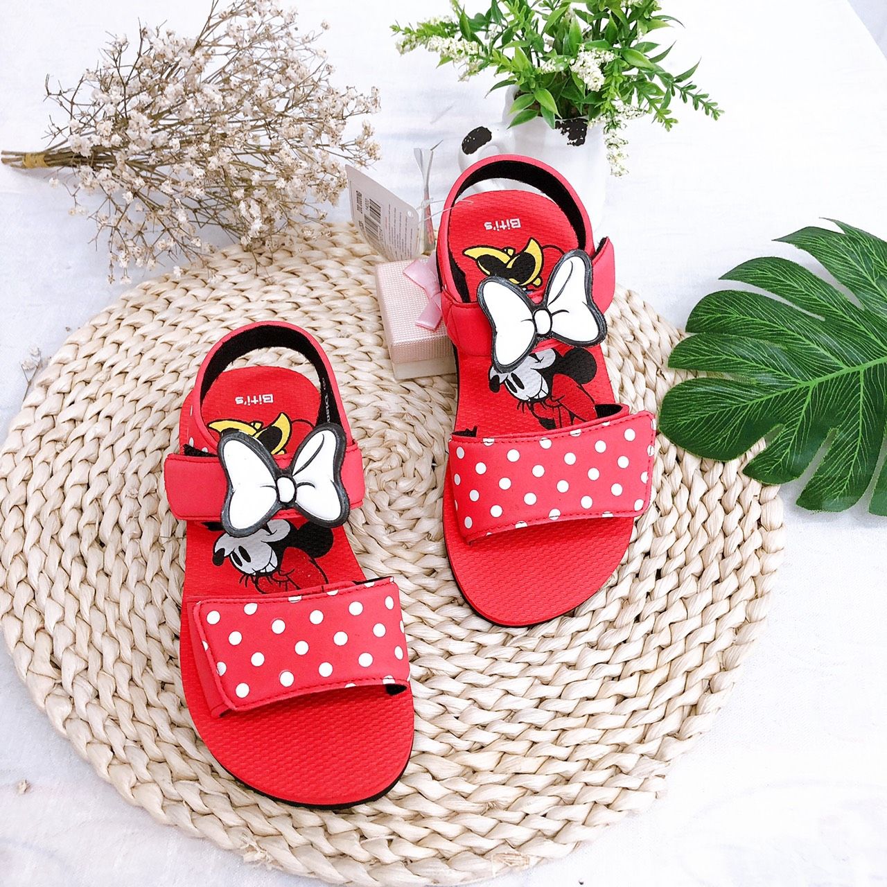 Sandals bé gái quai dán ( size 24 - 30 )-DXG001511
