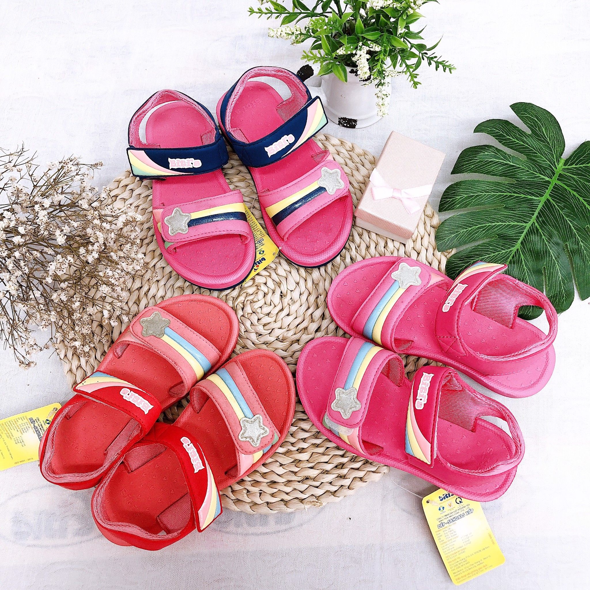 Sandals bé gái quai dán ( size 28 - 37 )-SXG030800
