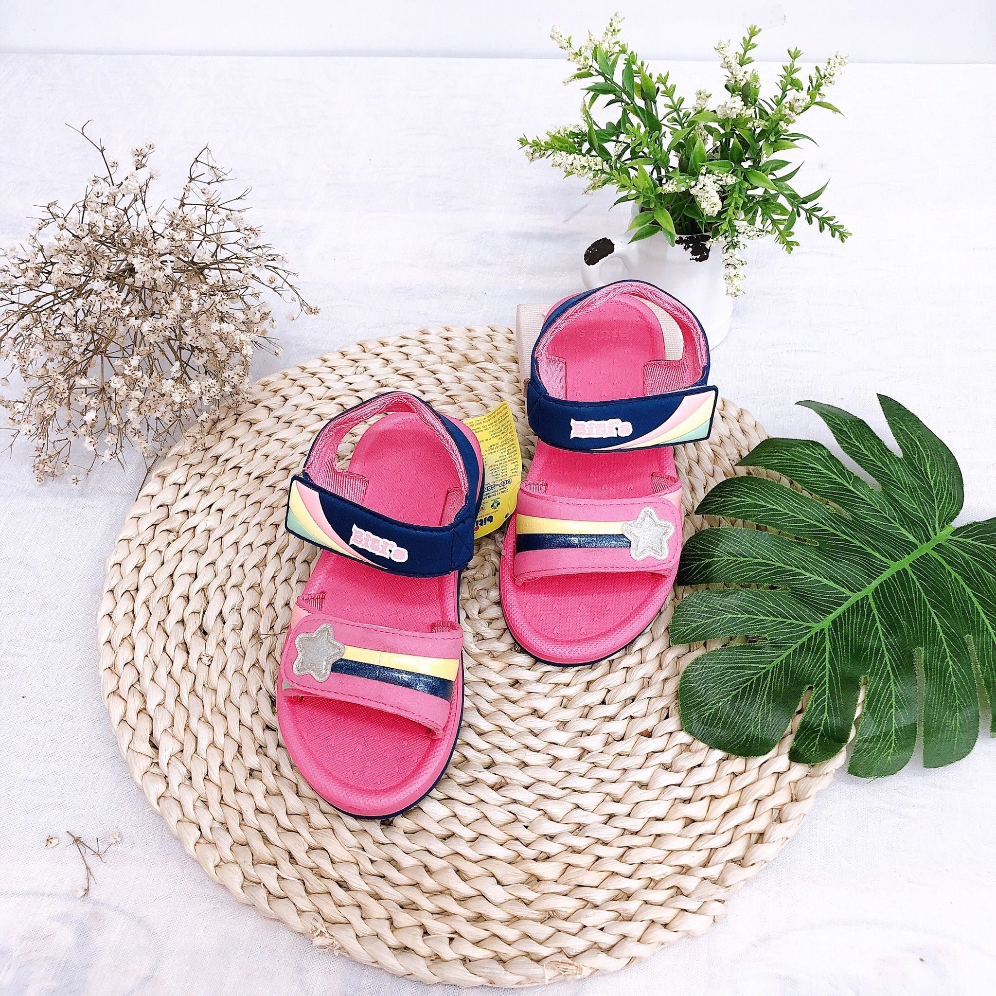 Sandals bé gái quai dán ( size 28 - 37 )-SXG030800