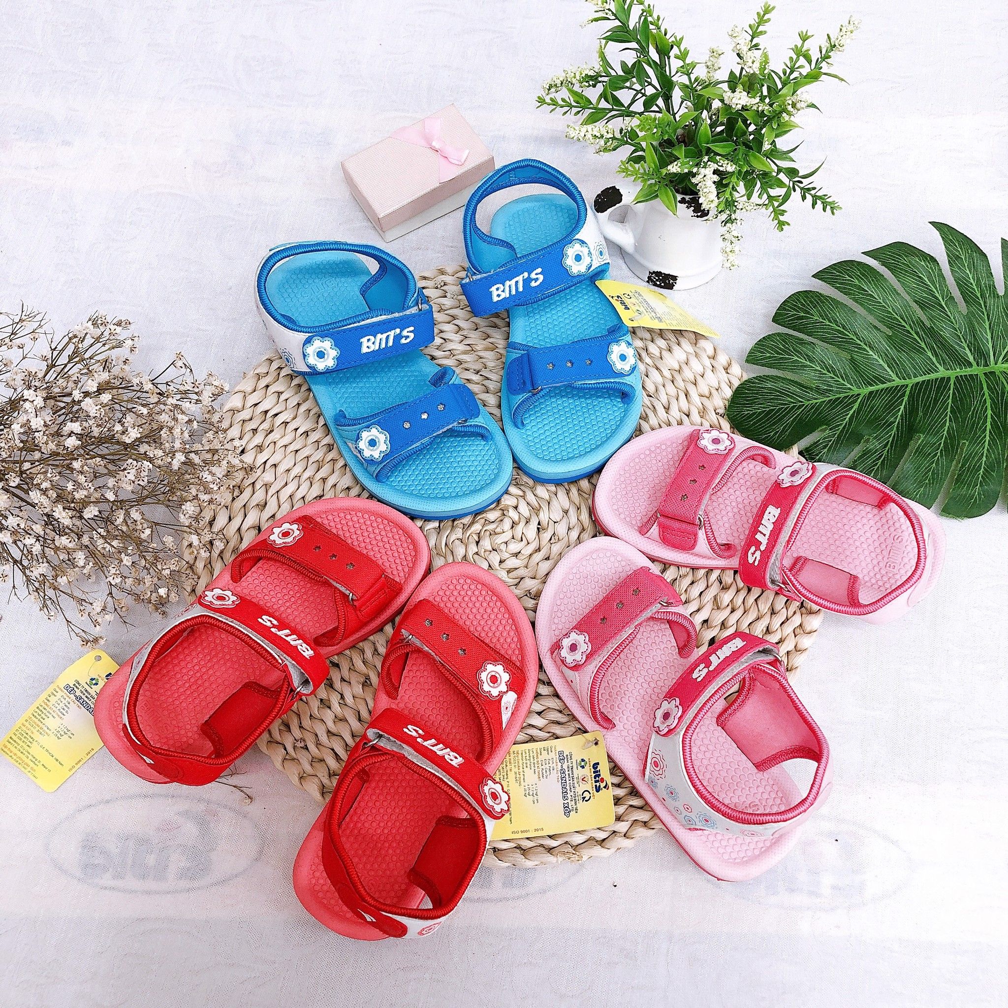 Sandals bé gái quai dán ( size 24 - 33 )-SXG028300