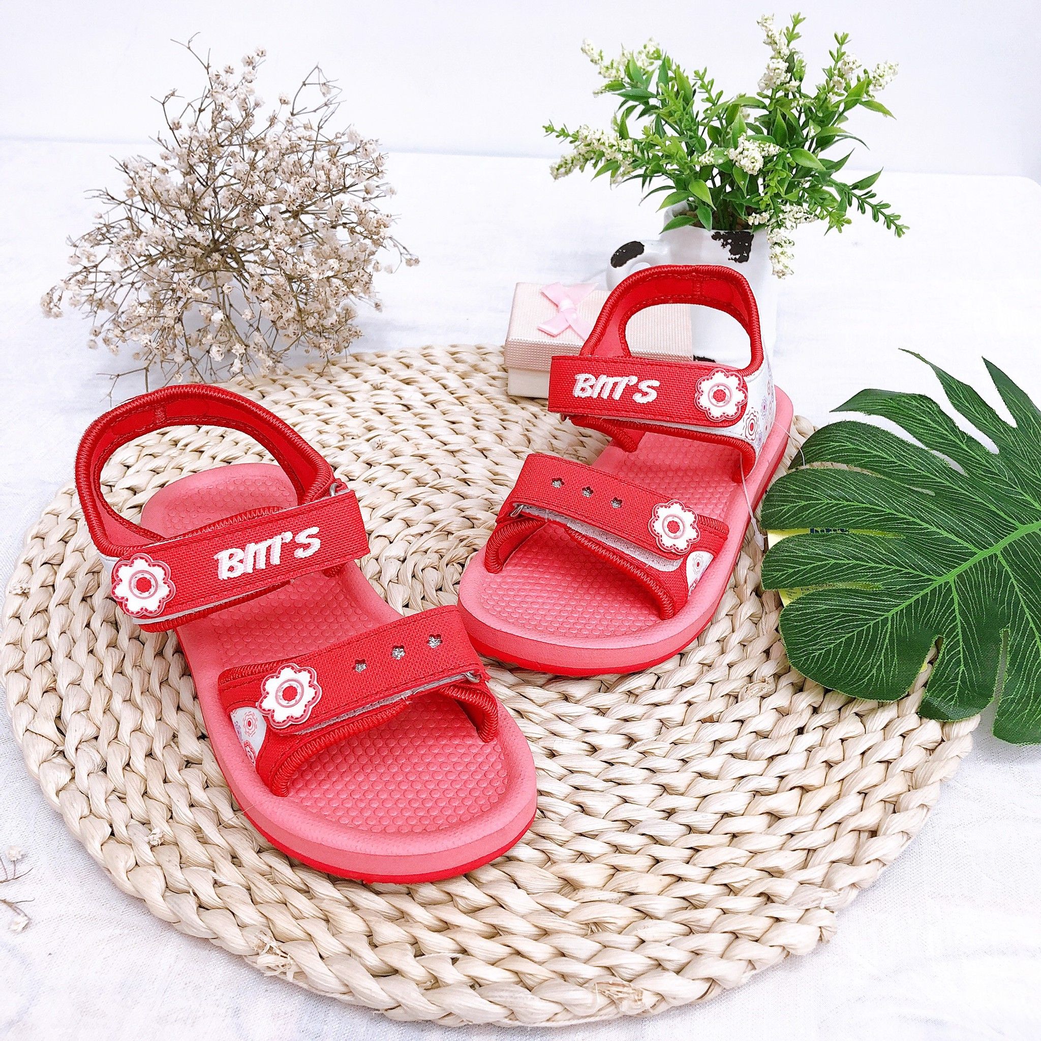 Sandals bé gái quai dán ( size 24 - 33 )-SXG028300