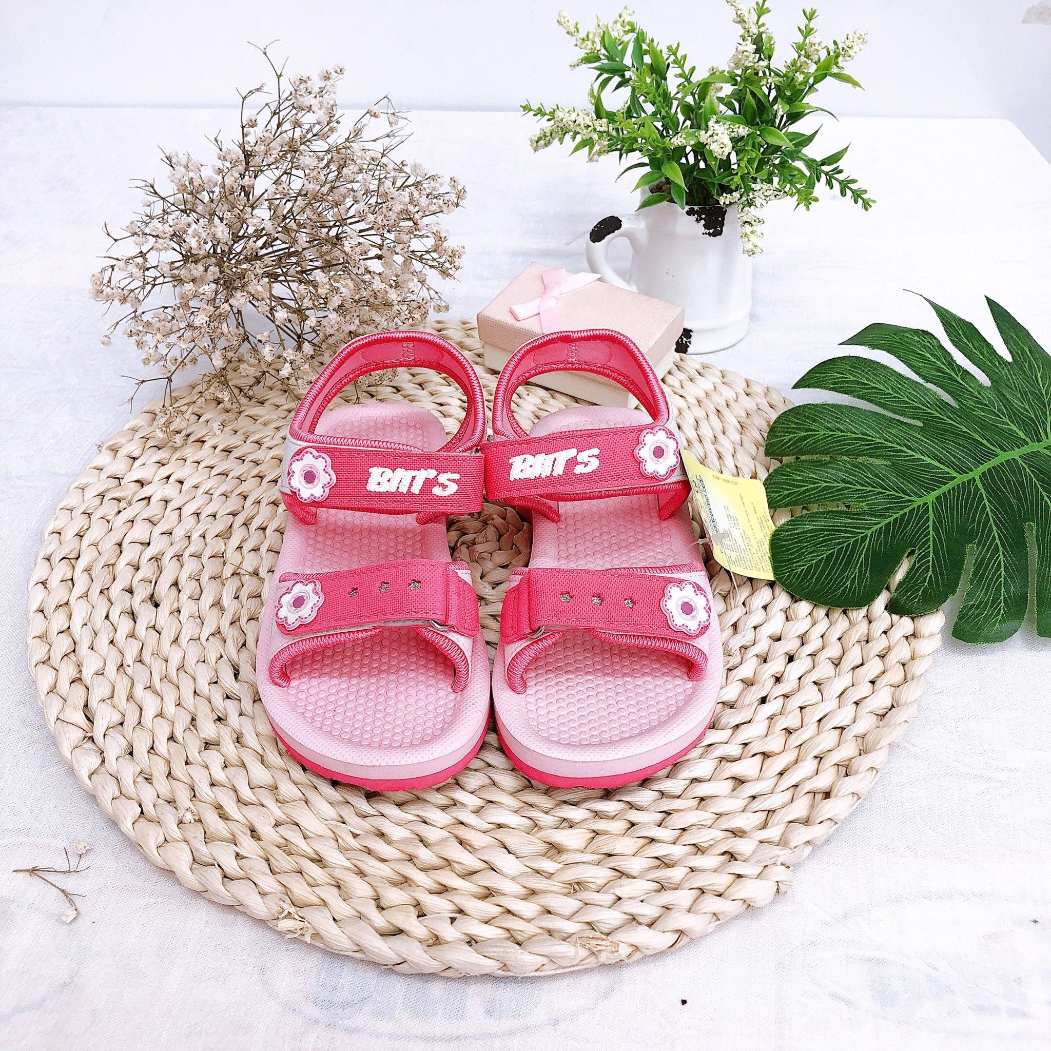 Sandals bé gái quai dán ( size 24 - 33 )-SXG028300