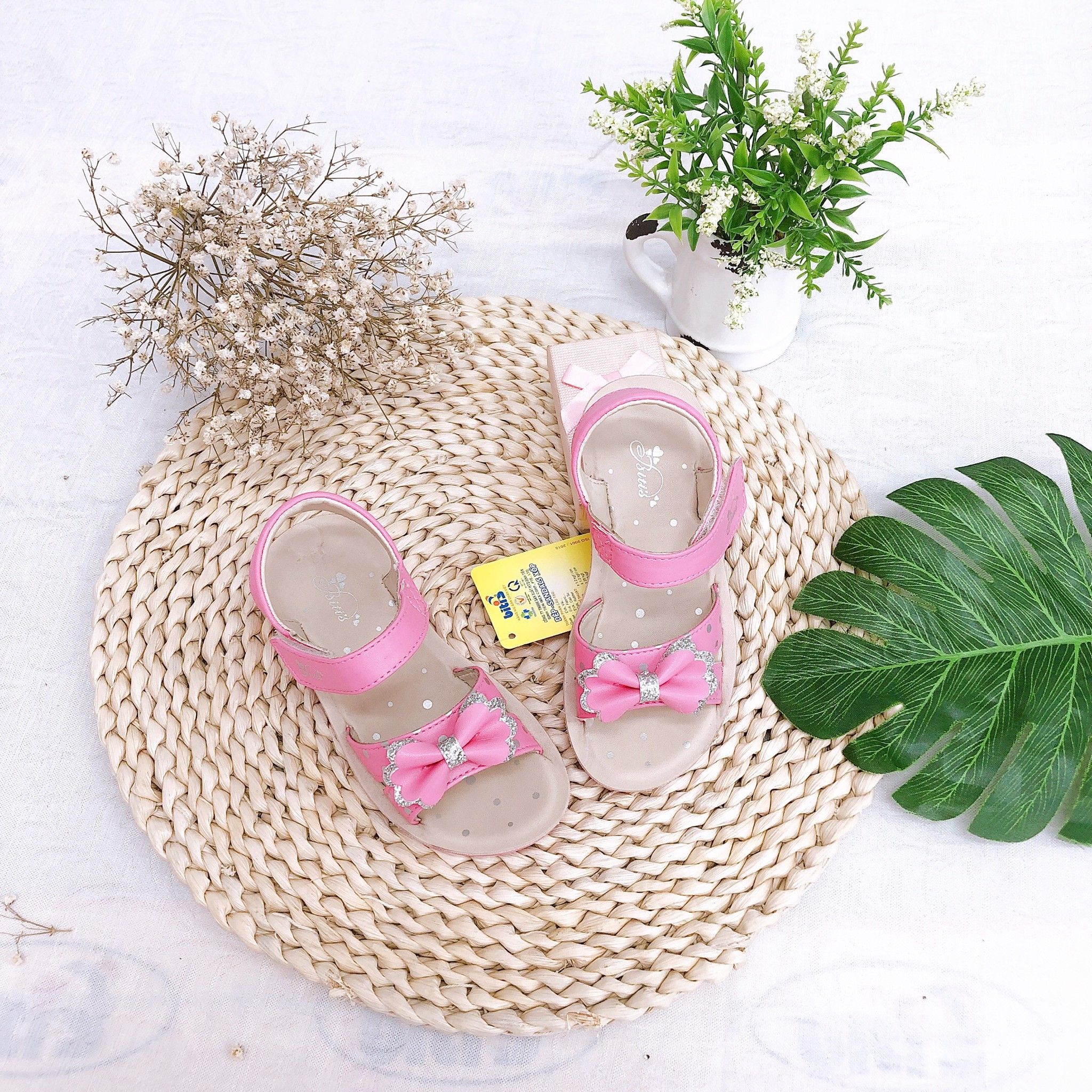 Sandals bé gái quai dán ( size 24 - 30 )-DPG001244